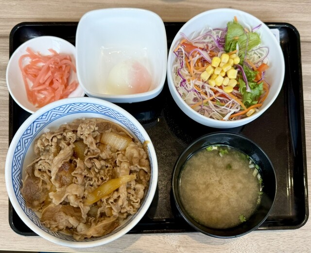 吉野家 49号線郡山安積店 - 安積永盛（牛丼）の写真