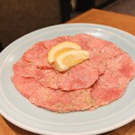 焼肉 静龍苑 - 中タン塩