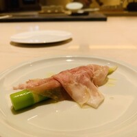 cepages - ②【記載無し】
                    ★ 根曲り筍の1%塩水茹で、12ヶ月熟成ハモン水上、伊産オリーブ油