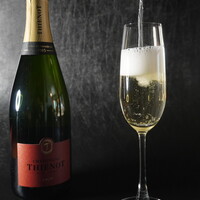 グラス　スパークリリングワイン