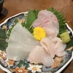 粋な居酒屋 あいよ - 本日の白身魚おまかせ三点盛り 青ソイ・アブラカレイ・おひょう