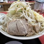 ラーメン もっけだの - 『朝食セット(ハーフラーメンニンニク野菜マシマシ』のラーメン