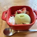 どっぐカフェ らくの木 - 食後のデザート  ここまで1500円のセット