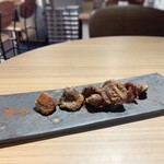 ブラッスリー 航 - 砂肝のコンフィ