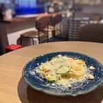 ブラッスリー 航 - パスタ ベーコンとズッキーニ クリームソース