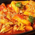 Spicy iron plate tteokbokki