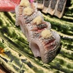 酒肴場 屯 - 鰯は脂ノリノリ