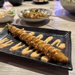 梅田かに食堂 - 肉巻きアスパラ明太子ソース