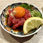 梅田かに食堂 - 和牛ユッケ