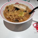 蒙古タンメン中本 - この日は父の日。我輩に代わり立川周年に行った長男から300名限定のキーホルダーをもらう(/Д`;