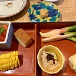 にぎりの一歩 - 前菜箱