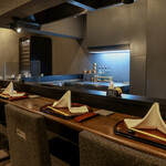 TEPPAN DINING 信 - 内観写真:カウンター