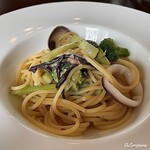 일 쿠오레 - 브로콜리와 은하 목이버섯의 해산물 앤초비 소스