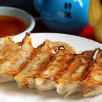 餃子イェスタデイ - イェスタデイ焼き餃子（6コ）