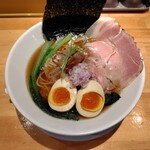 麺家 たけ田 - 漁でとれた魚介出汁の中華蕎麦（醤油）