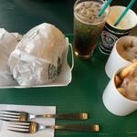 ラッキーピエロ 函館駅前店 - 