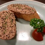 炭火焼鳥　母家 - レバーペーストって魔力が宿っていると思います(笑)