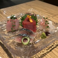 春秋ユラリ 恵比寿 -  春秋ユラリ 恵比寿 -