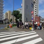 ラーメン二郎 - 土曜日のAM9:30到着で50人オーバー！