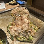 お好み焼き 清十郎 - 清十郎スペシャルと牛すじネギ焼き