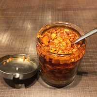 札幌菜 虎鯨 - 本格的なラー油　辛さの調整が可能