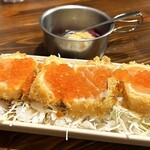 藁焼き炉端 海風土 - サーモンレアカツ1580円