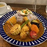 リトルネストカフェ - たっぷり野菜のチキンカレー