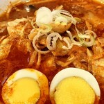 蒙古タンメン中本 - 冷やし五目味噌タンメン具材アップ