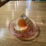 酒肴場 屯 - 八戸前沖さば棒寿司¥250にはイクラのサービス