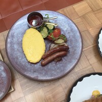 ザ タヴァン グリル＆ラウンジ - 