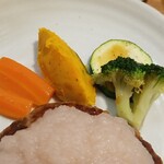 キッチン ブルー グローブ - 備え付け野菜のアップ