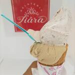 ジェラテリア ティアーラ - 料理写真:ピスタチオとチョコチップ