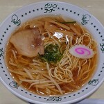 グリーンコーナー - 令和6年6月 営業時間(10:00〜21:00)
中華そば 税込450円→半額の225円