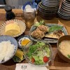 and Co- 酒も食事も