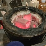 ほるもん猿 - 炭焼き