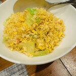 苦楽園中華 マルベリー - ズワイ蟹入りレタスのチャーハン