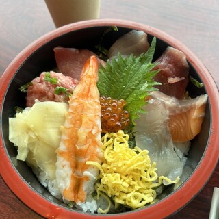 まぐろどんどん_1