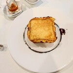 旧軽井沢ホテル音羽ノ森 - 極厚ブリオッシュのフレンチトースト