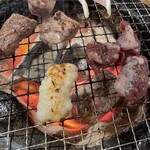 十日市場本格塩ホルモン焼肉炭備 - 