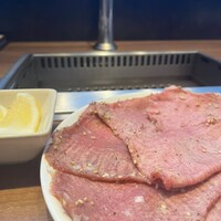 焼肉うしごろ 新宿三丁目店 - 