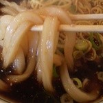 めん処角千 にしむら - 極太うどんのアップ写真(2014.3撮影）