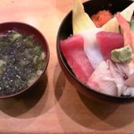Sushi Izakaya Nihonkai - ランチちらし