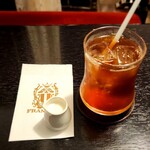 フランソア喫茶室 - アイスティミルク別添え。紙ナプキンもかわいい。