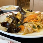 中国料理 京蘭 - キクラゲ玉子と豚肉炒め定食（790円）