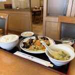 中国料理 京蘭 - キクラゲ玉子と豚肉炒め定食（790円）