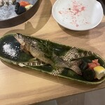 さかなとワイン うぉんたな VARIO - 鮎の塩焼き¥1.100