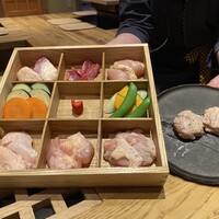 鶏焼き肉 囲 - 