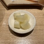 日本橋 蕎ノ字 - 箸休めのガリ