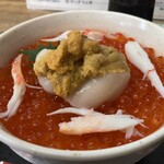 朝市食堂 - 小樽丼