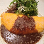 ルセット シェ イイナ - 安藤さん家のこだわり卵のオムレツ 800円。